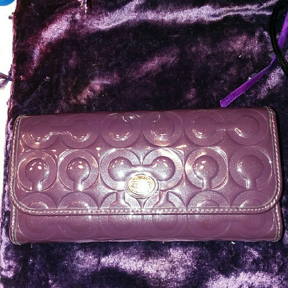 Coach Signature Patent Wallet